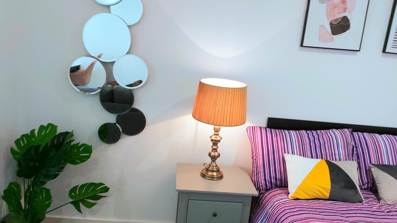 Great Studio Apartments - Netflix, Wifi, Digital Tv Sheffield Exterior foto
